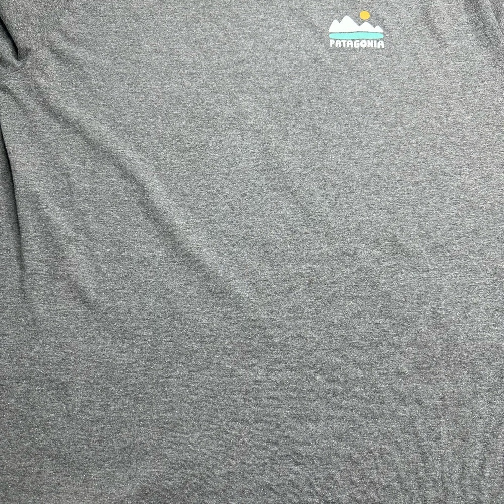 Patagonia Men’s T-Shirt – “Fed Up With Meltdown” Graphic – Size XL - Picture 4 of 4